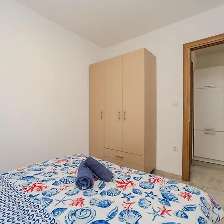 Guest Gouse Stipanovi Dvori - One Bedroom 4 Apartment Benkovac
